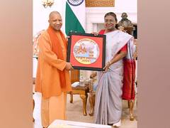 
      
      UP CM Yogi Adityanath invites President Murmu for Mahakumbh 2025
      
      