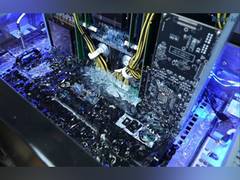 
      
      Refroid Technologies Unveils First Liquid Immersion Cooling 
      
      