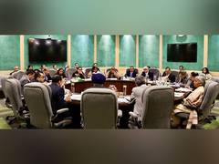 
      
      Sitharaman holds 5th pre budget meeting with industry representat
      
      