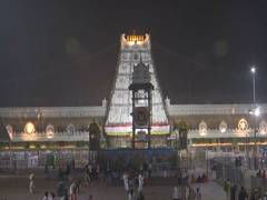 
      
      Devotees throng Tirumala Temple to offer prayers on New Year 
      
      