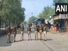 
      
      Maharashtra: Curfew imposed in Jalgaon after clashes
      
      