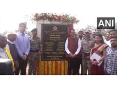 
      
      Maharashtra CM Fadnavis inaugurates bridge at Tadguda
      
      