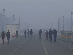 
      
      Delhi faces severe cold, dense fog as mercury drops at Palam
      
      