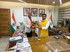 
      
      Tokhan Sahu reviews various urban development projects 
      
      