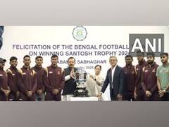 
      
      Santosh Trophy: Mamata Banerjee felicitates Bengal football team
      
      