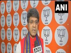 
      
      BJP's CR Kesavan hits back at Congress as PM Modi is set to lay t
      
      