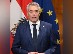 
      
      Austrian Chancellor says he will resign as coalition talks fail
      
      