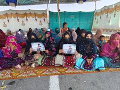 
      
      Pak: People hold protest in Pasni, demand Bolan Kareem's release 
      
      