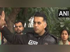 
      
      Abhishek Dutt calls Arvind Kejriwal director of Delhi scam
      
      