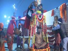 
      
      Maha Kumbh: Naga Sadhu’s unique Hatha Yoga captivates devotees
      
      