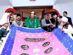 
      
      Delhi LG sends 'chadar' to be offered at Ajmer Sharif
      
      