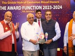 
      
      Gujarat CM Patel attends 'Pride of Ahmedabad' award ceremony
      
      
