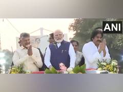 
      
      Andhra Pradesh: PM Modi holds roadshow in Visakhapatnam
      
      
