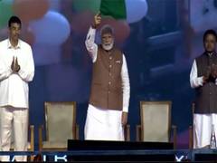 
      
      PM Narendra Modi flags off Pravasi Bharatiya Express
      
      