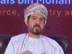 
      
      Oman’s Minister of Commerce congratulates India for its economic 
      
      