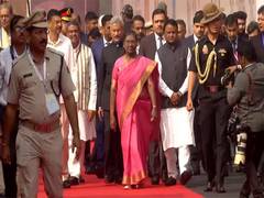 
      
      President Murmu attends Pravasi Bharatiya Samman Award event
      
      
