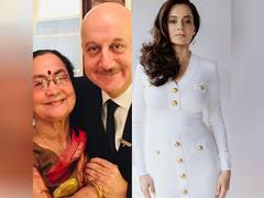 
    Kangana Ranaut meets Anupam Kher's mother
    