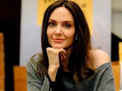
      
      Angelina Jolie steps up efforts to help LA fire victims
      
      