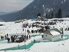 
      
      J-K: 'Heemal Nagrai' in Shopian highlights local culture, sports
      
      