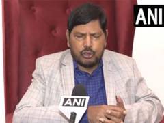 
      
      Ramdas Athawale criticises Kejriwal for asking to include Jats 
      
      