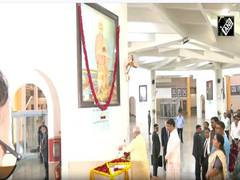 
      
      Gujarat CM Bhupendra Patel pays homage to Swami Vivekananda 
      
      
