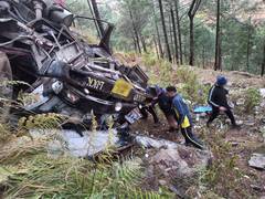 
      
      Death toll rises to 5 in Uttarkhand bus accident
      
      