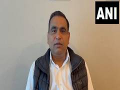 
      
      Telangana Congress leader takes dig at Delhi CM Atishi
      
      