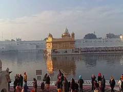 
      
      Devotees throng Golden Temple to offer prayers on Makar Sankranti
      
      