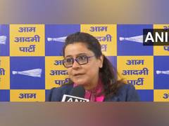 
      
      AAP's Priyanka Kakkar on Centre allowing ED to prosecute Kejriwal
      
      