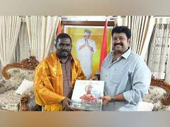 
      
      Sundaralingam Pradeep Invites Vishnu Prabhu to Invest
      
      