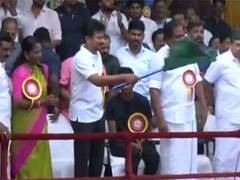 
      
      Udhayanidhi Stalin flags off Jallikattu event in Madurai
      
      