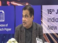 
      
      Nitin Gadkari pays tribute to Justice Mahadev Govind Ranade 
      
      