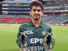 
      
      Hussain, Atherton pick up next generation's 'Fab Four'
      
      