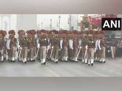 
      
      RPF contingent holds parade rehearsal for 76th Republic Day at Ka
      
      