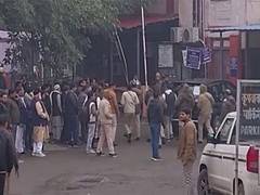 
      
      Delhi Polls: Police brings AIMIM candidate Tahir Hussain to DM
      
      