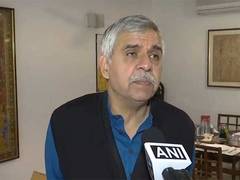 
      
      Sandeep Dikshit targets SP on extending support to AAP
      
      