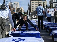 
      
      Accusing Hamas of backtracking, Israel refuses to convene cabinet
      
      