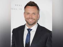 
      
      Joel McHale joins cast of ‘Scream 7’
      
      
