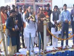 
      
      Rajnath Singh takes dip in Triveni Sangam on 6th day of Maha Kumb
      
      