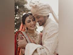 
      
      Singer Darshan Raval ties the knot with Dharal Surelia
      
      