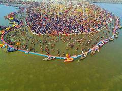 
      
      Over 1.7 million pilgrims takes dip in Sangam on seventh day of M
      
      