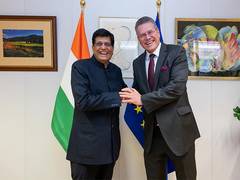 
      
      Piyush Goyal in dialogue with EU Trade Commissioner
      
      