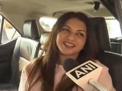 
      
      Bhagyashree visits Prayagraj with family
      
      