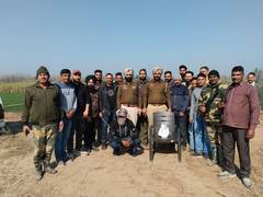 
      
      BSF, STF thwart drug smuggling attempt at Amritsar border
      
      