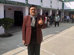 
      
      Garhwal Commissioner Pandey cast his vote for municipal polls
      
      