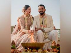 
    Athiya Shetty celebrates second marriage anniversary
    