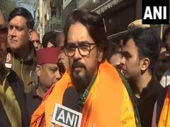 
      
      Arvind Kejriwal going to get stumped, clean bowled: Anurag Thakur
      
      