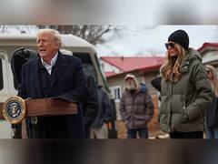 
      
      US: President Trump visits California amid wildfires
      
      