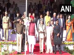 
      
      Haryana CM unfurls the National Flag in Rewari on the 76th R-day
      
      