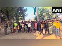 
      
      Sukma's Tumalpaad unfurl Tricolour for 1st time
      
      
